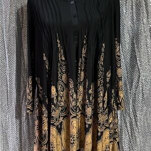 White Mark Black and Gold Top